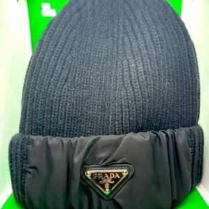 Men’s Prada beanie